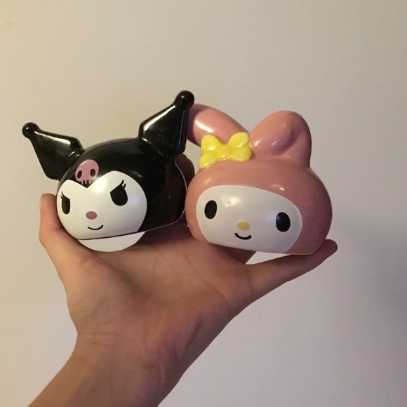 Kuromi and My Melody salt and pepper shakers - Picture 1 of 4